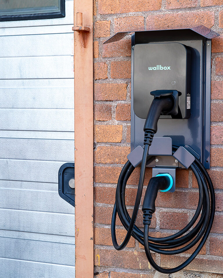 Next Green Wallplate 250 med Wallbox laddbox