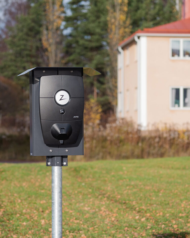 NG_polebox_270s_zaptecpro-3