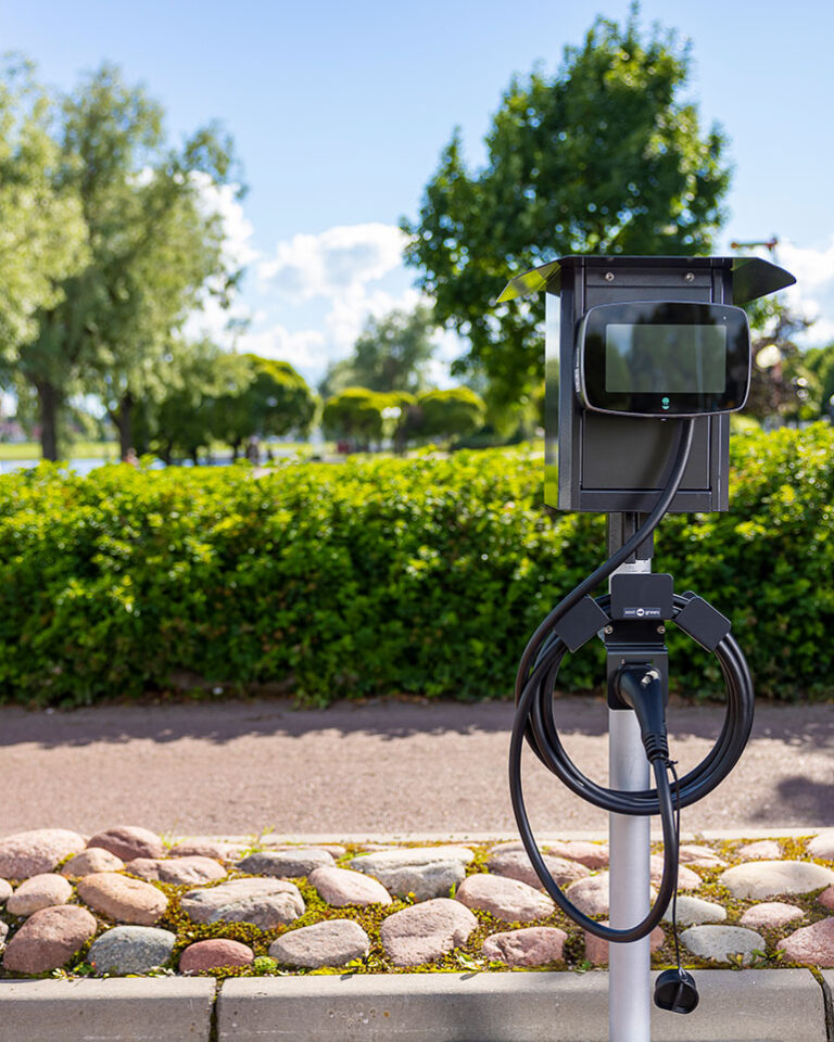 NG_polebox_compact_montplat_wbcommander-3