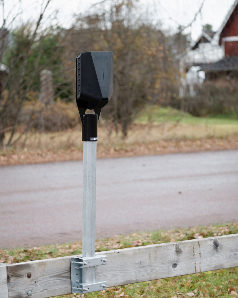 NG_poleplate_160e_easee-2