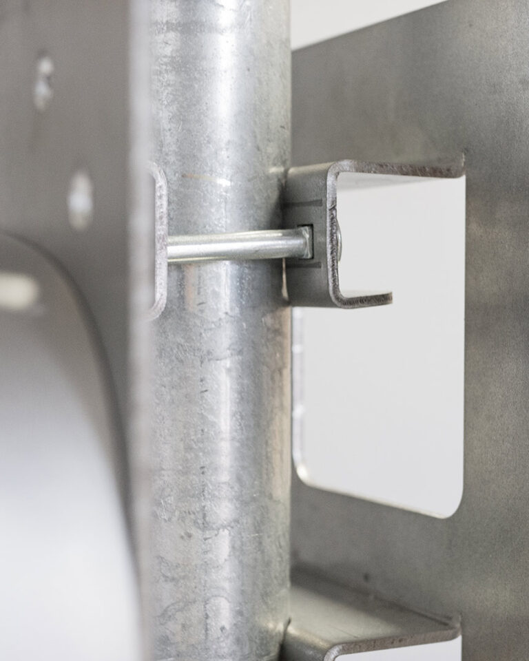 NG_poleplate_300tak_chargeampsaura-5