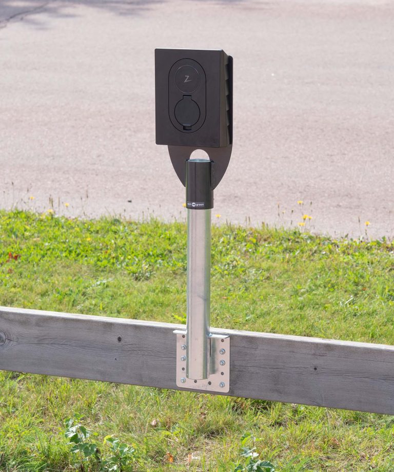 Poleplate 180 G med Rörfäste Plank- och fasad 60-540