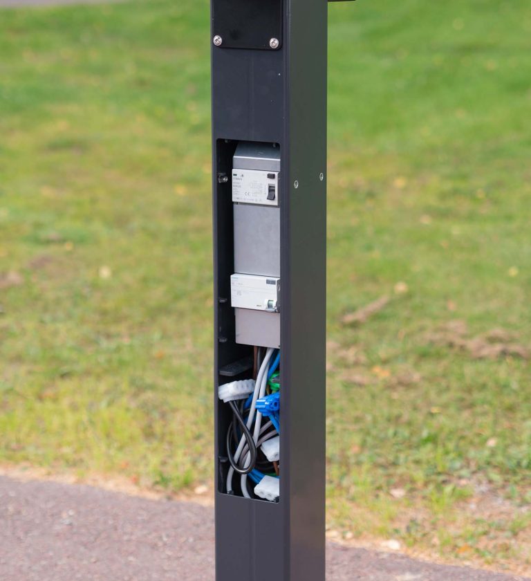 Montagebox DIN för Next Pole