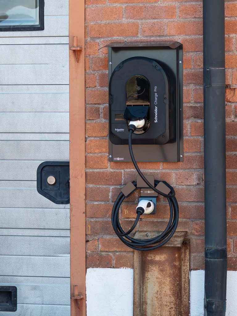 Ladbboxhållare Next Green Wallplate 320